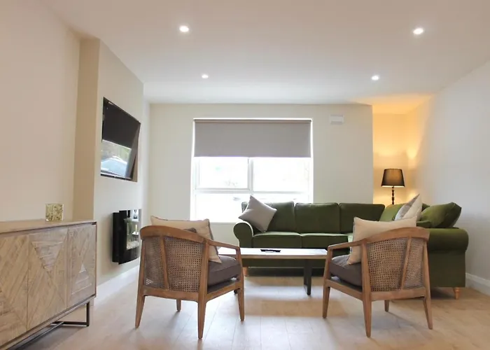West Townhouse بيت للعطل *